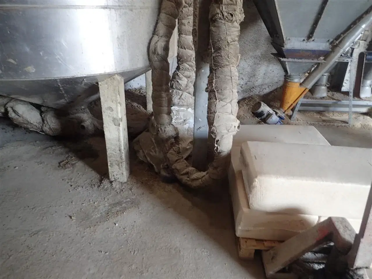 Billede 3 - - - - Fedttank 6000L el-vand