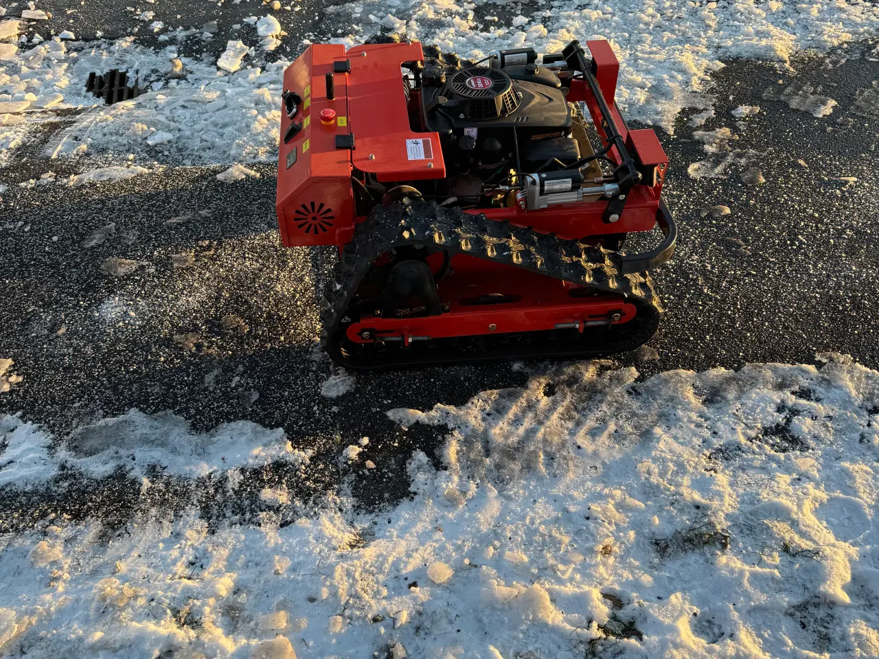 Billede 1 - Fjernstyret kratrydder