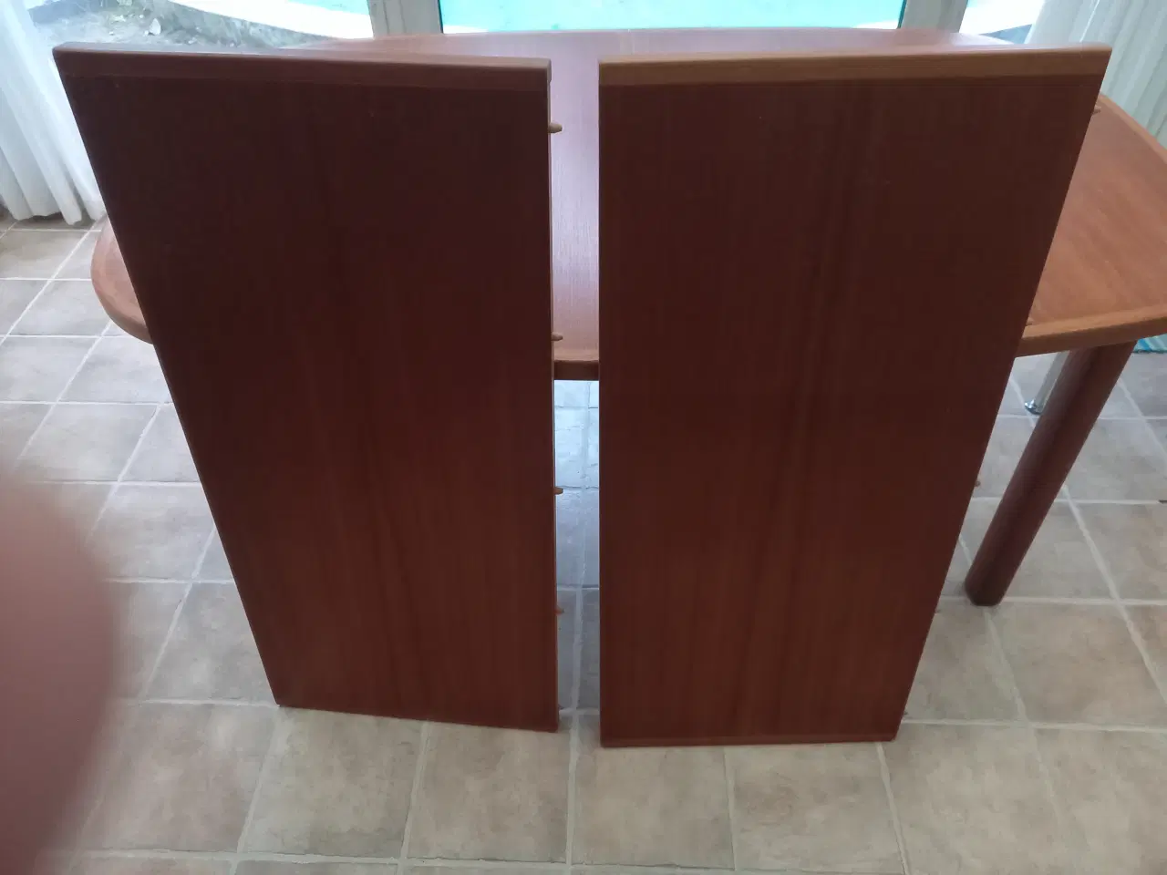 Billede 4 - Stort spisebord i teaktræ 