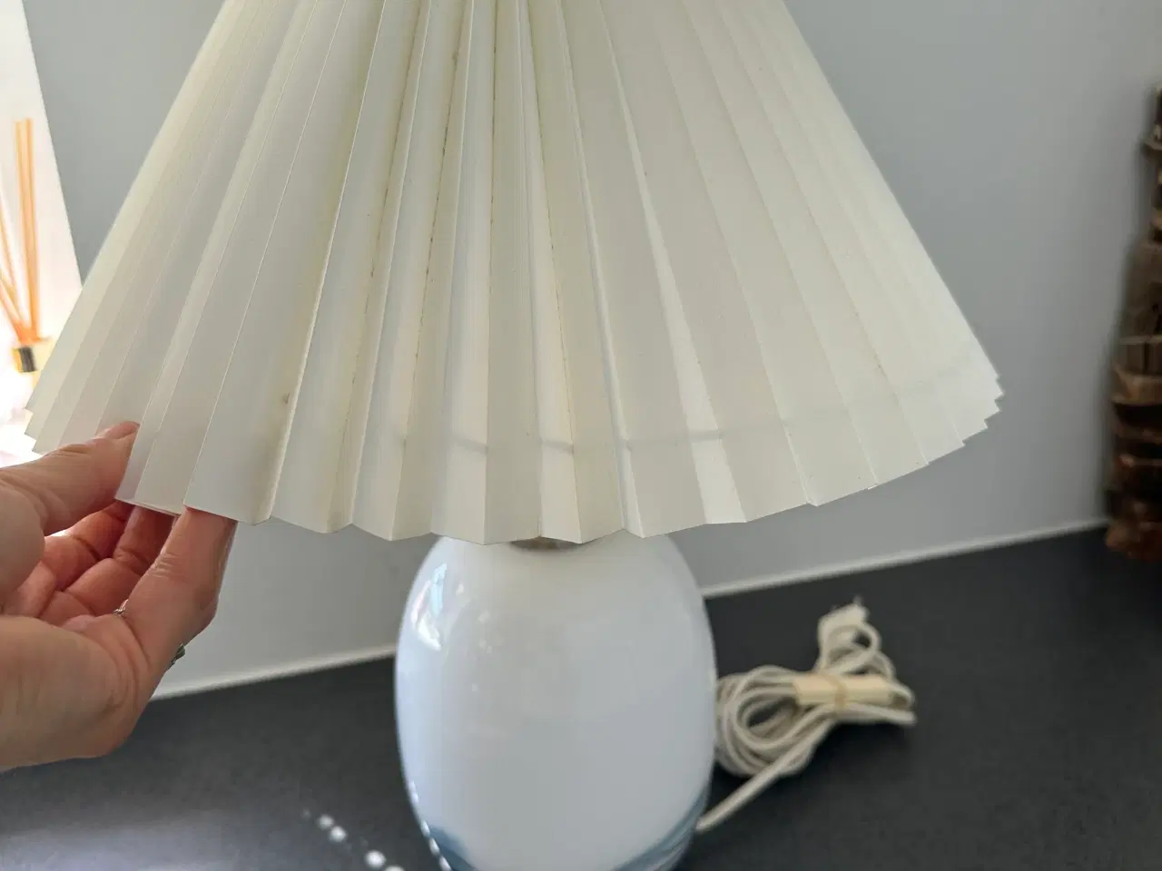 Billede 2 - Sælges royal Copenhagen bord lampe