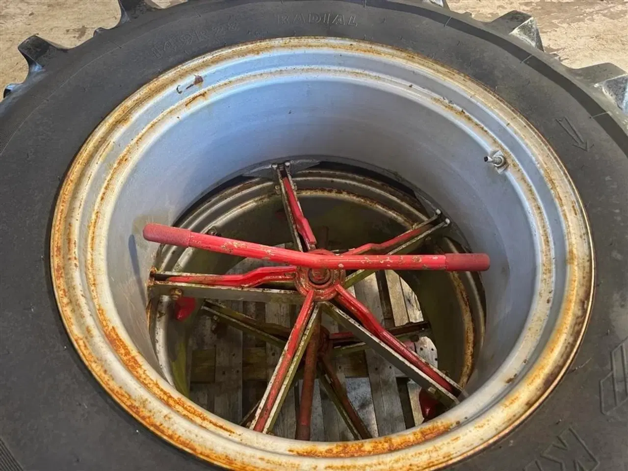 Billede 7 - Kléber 14.9 R28