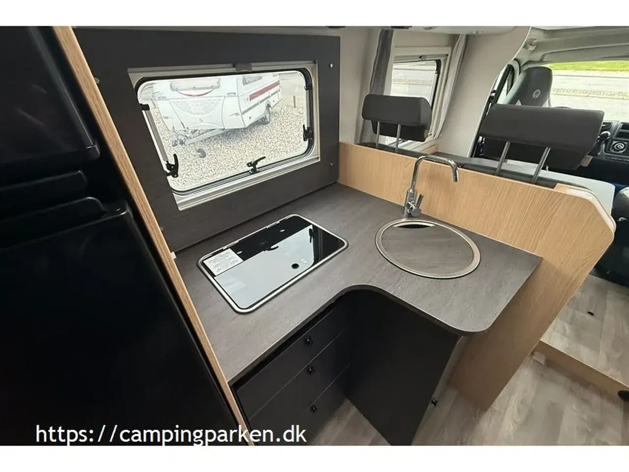 Billede 7 - 2026 - SunLight T 67 Adventure   Sunlights populære model med enkeltsenge, Adaptiv fartpilot, Nordic pakke og automatgear