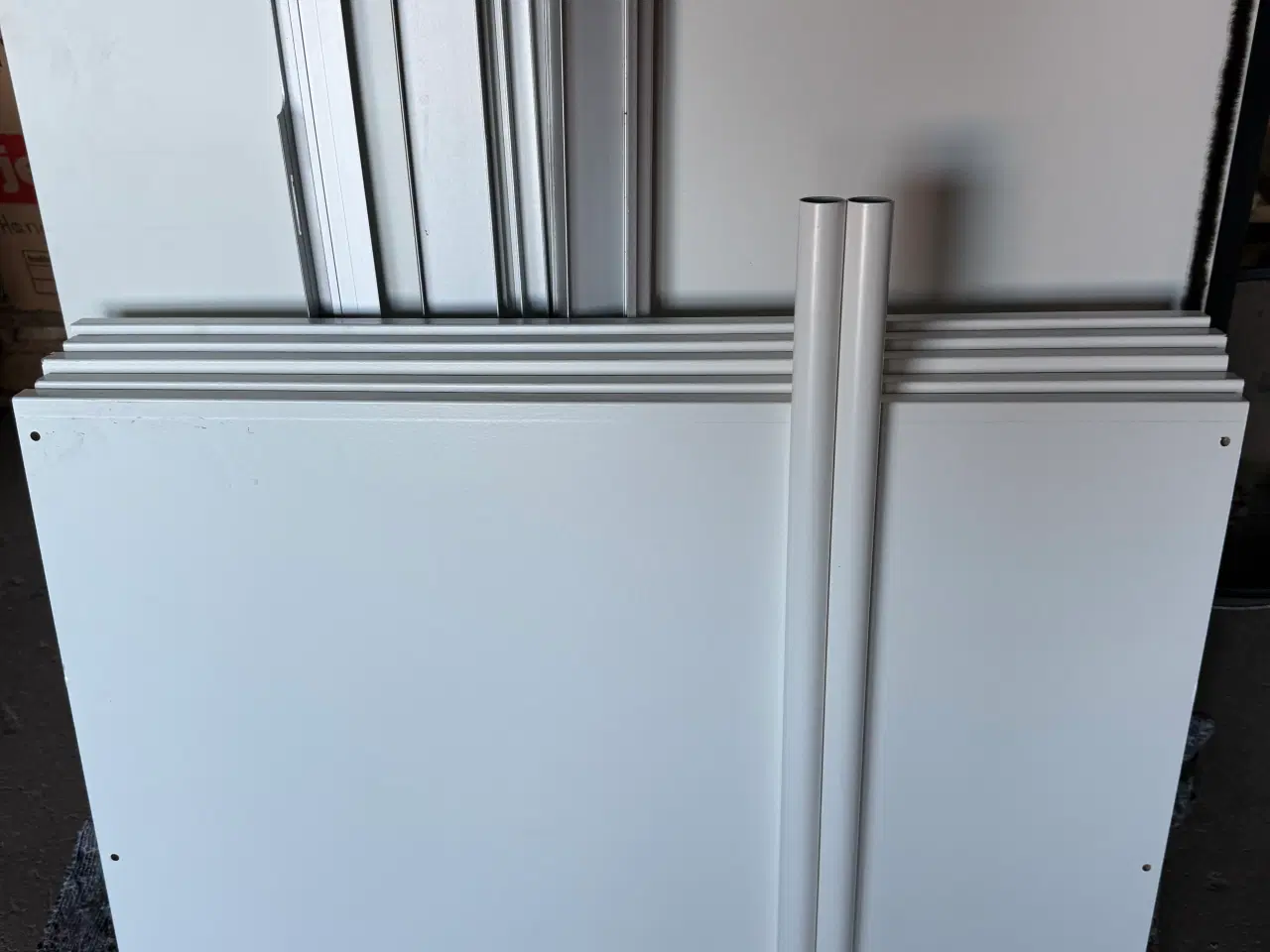 Billede 4 - IKEA PAX 75x201cm stænger, hylder & skydedørspar.