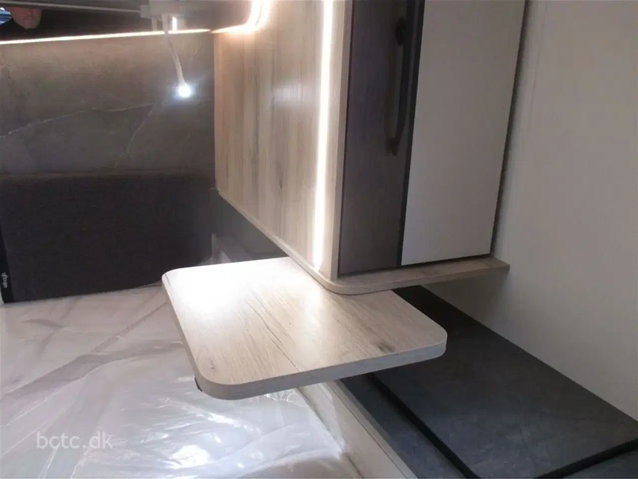 Billede 14 - 2026 - Elnagh T-Loft 582