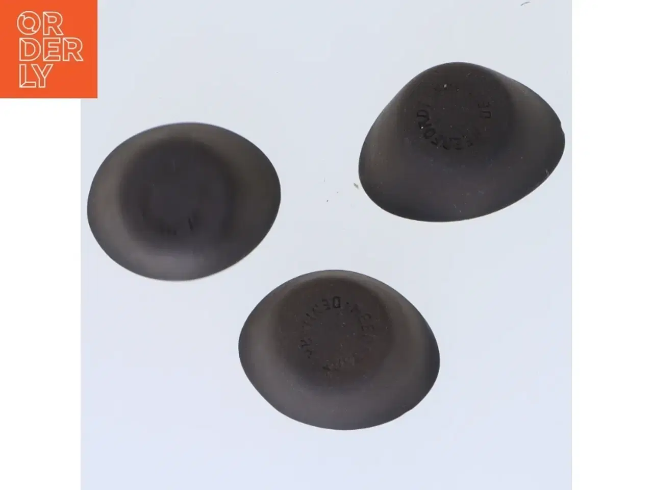 Billede 2 - Tre farvede skåle fra Herlef (str. 5,5 cm)