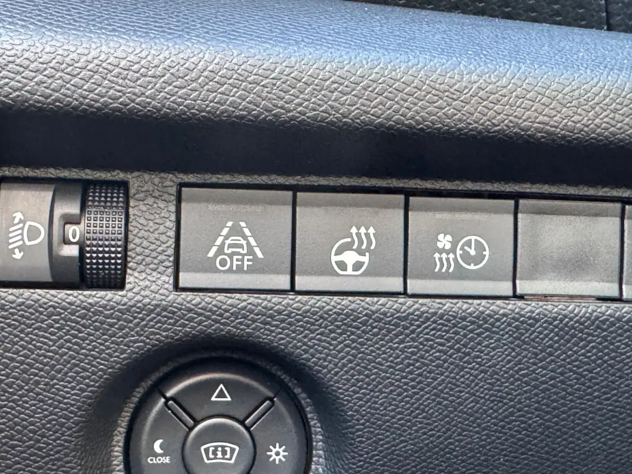 Billede 13 - Citroën ë-C4 50 Shine