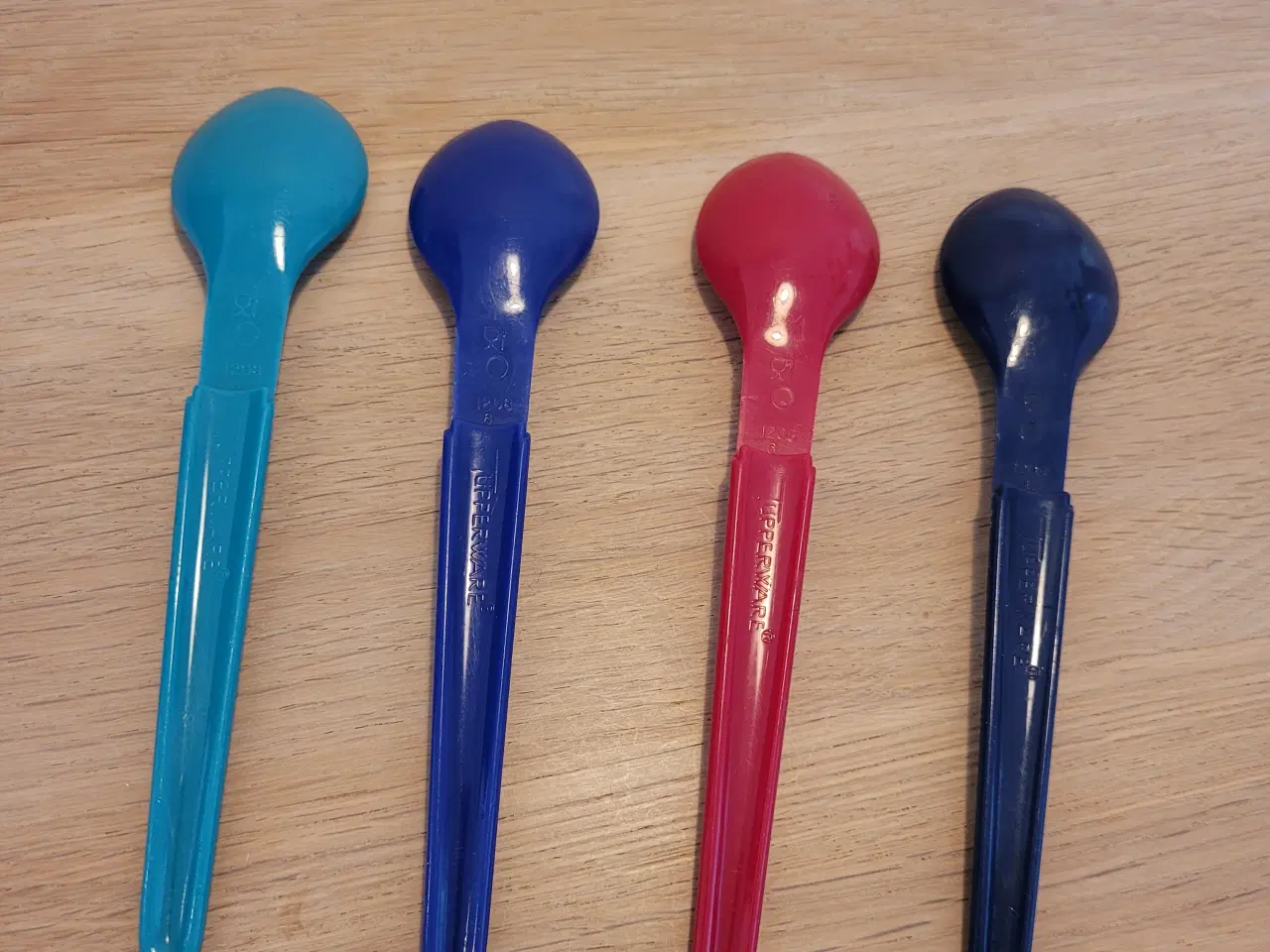 Billede 2 - Tupperware hængeskeer 4 stk.