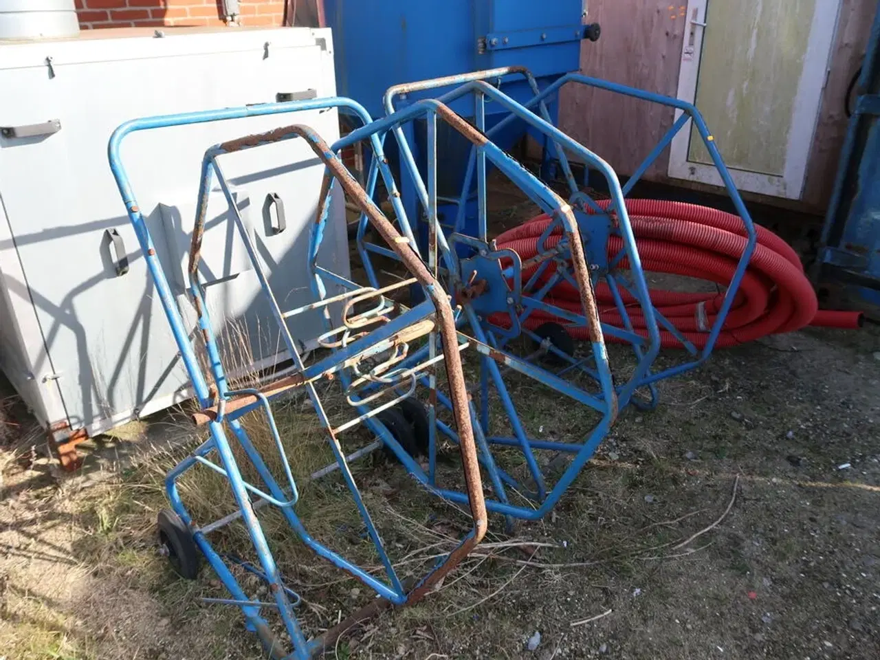 Billede 1 - 2 stk. afrullerstativer