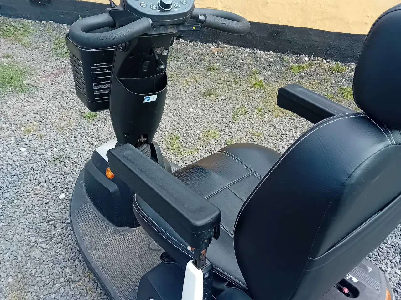 Billede 5 - Invacare Orion pro- 3 hjulet fin scooter 