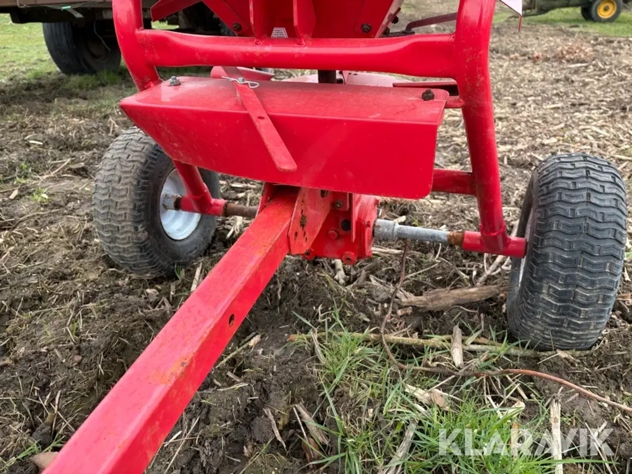 Billede 10 - Gødningsspreder / Saltspreder Yard Commander Equipment