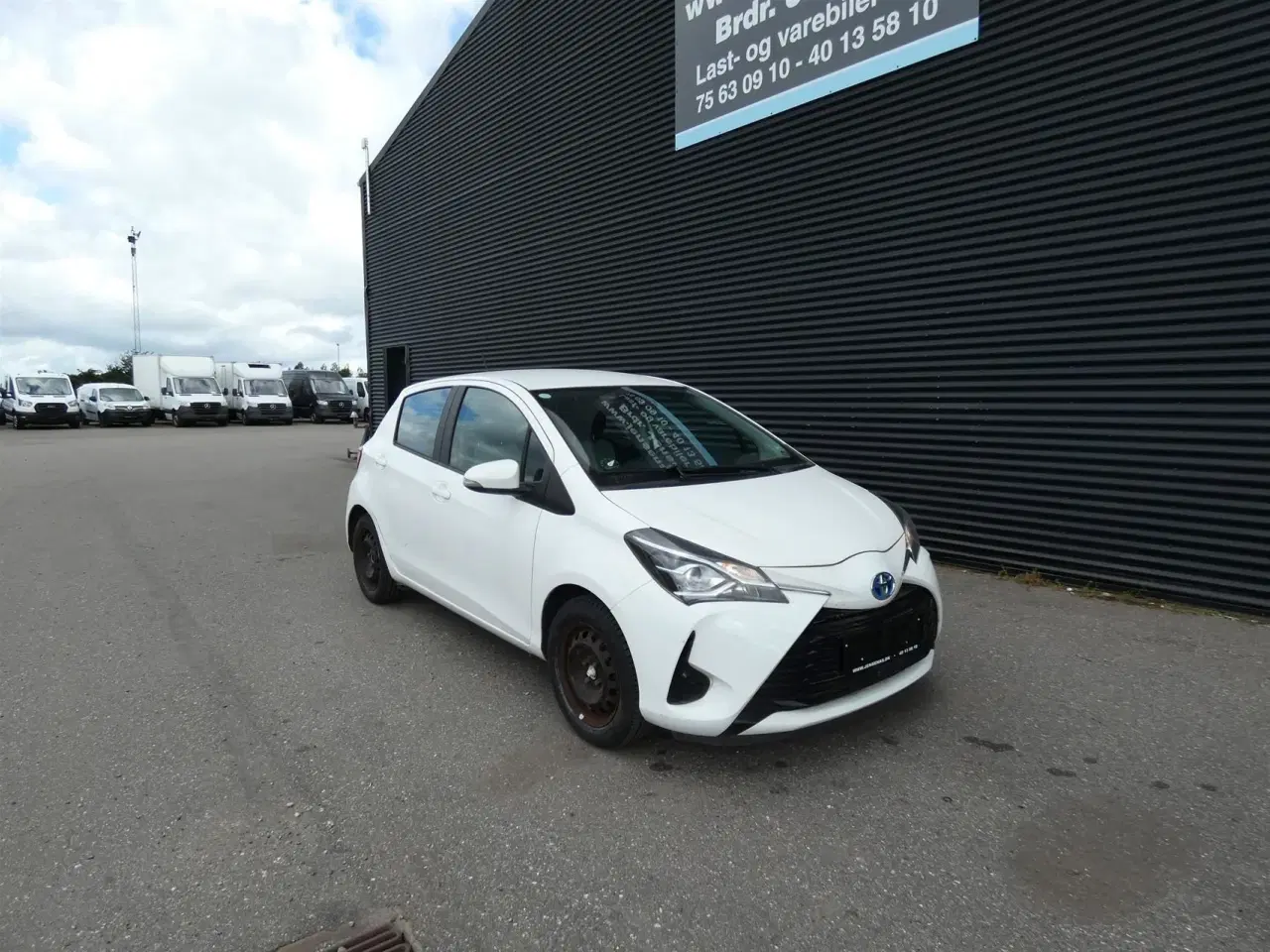 Billede 1 - Toyota Yaris 1,5 Hybrid H2 E-CVT 100HK 5d Trinl. Gear