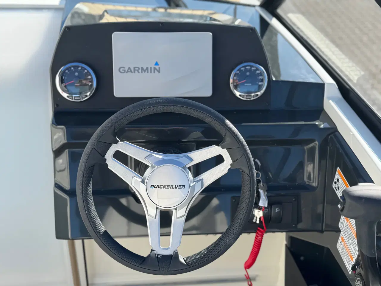 Billede 5 - Quicksilver Activ 605 Cruiser med F150 Mercury-EFI 3,0L XL 4 takt Exclusive Deluxe Line