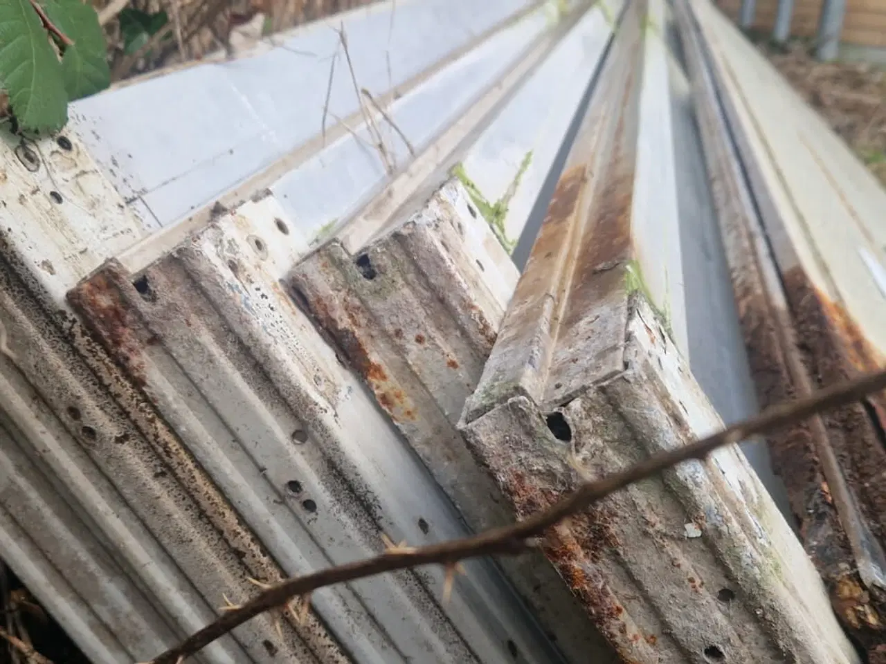 Billede 2 - Port søges