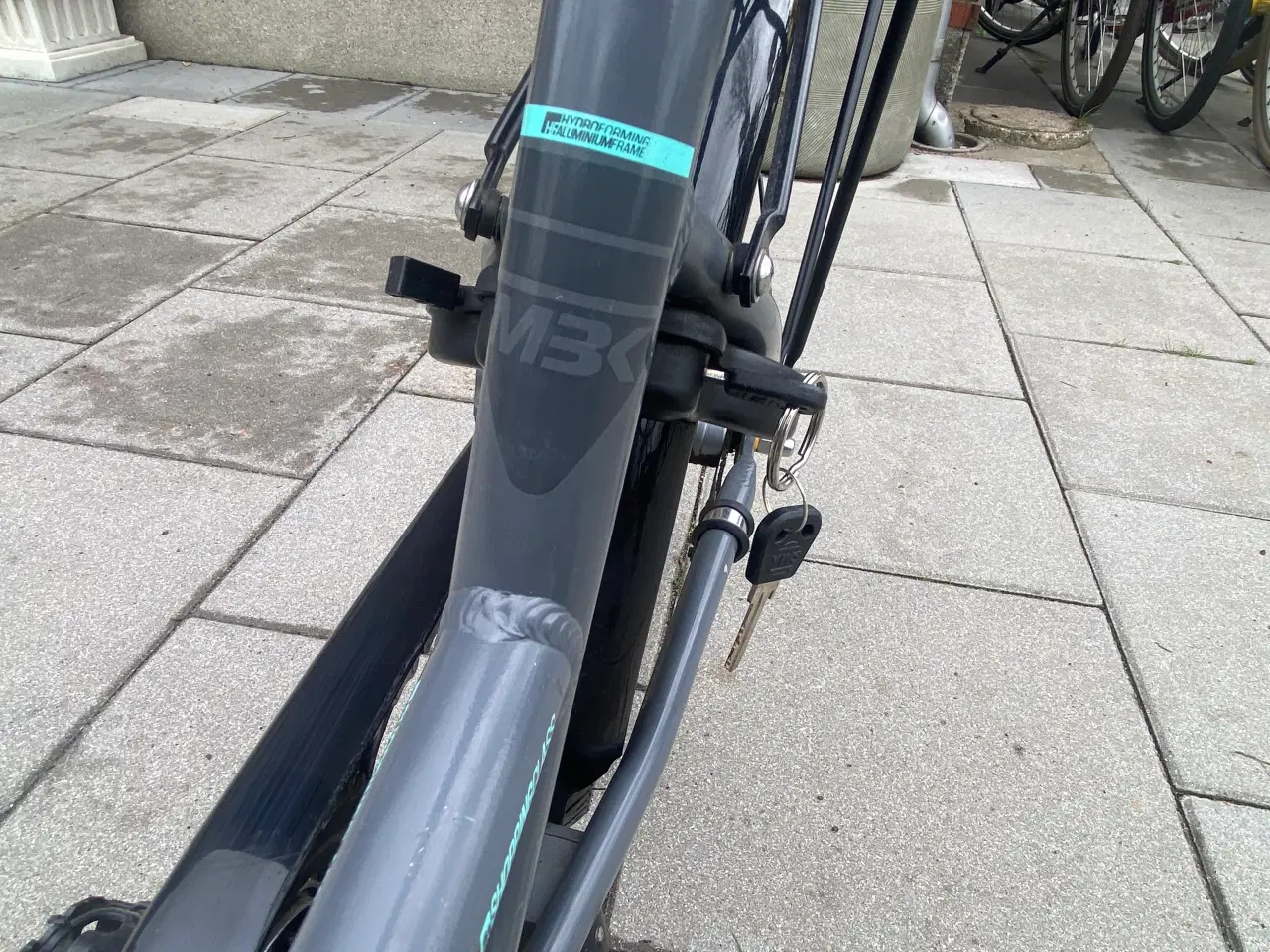Billede 11 - Købt til 4699 kr 20 tommer prinsesse cykel 
