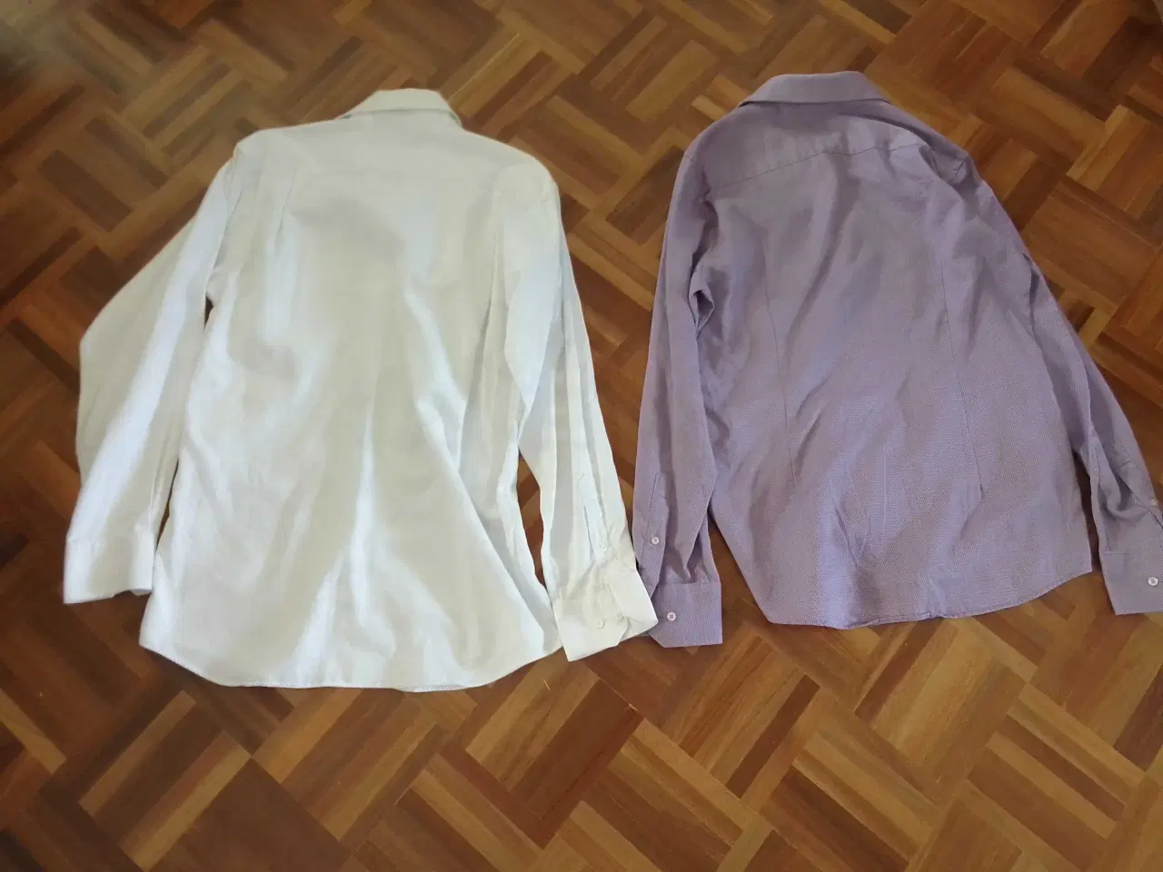 Billede 2 - 2 stk skjorter str m 