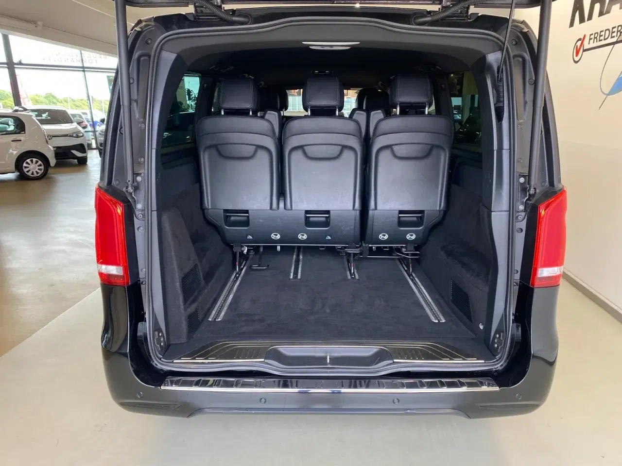 Billede 14 - Mercedes EQV300  Avantgarde XL
