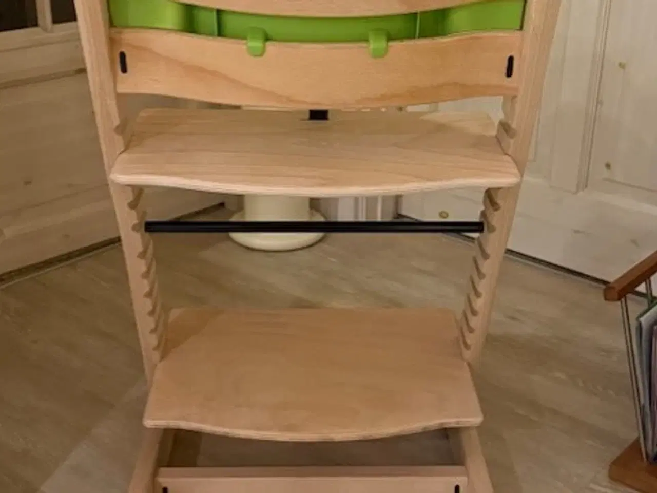 Billede 4 - Trip Trap Højstol NY MODEL i Massiv Bøg Lys Natur.