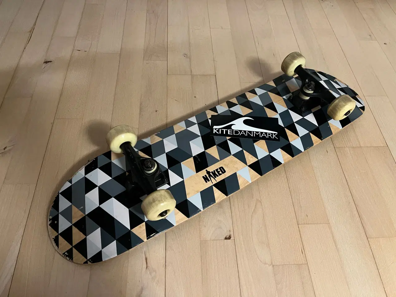 Billede 1 - Skateboard