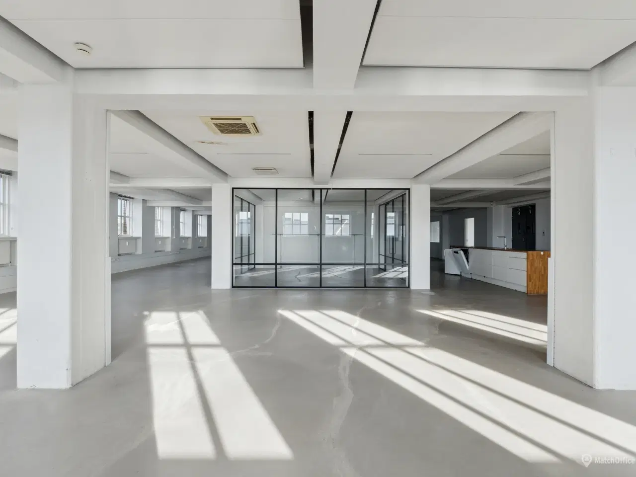 Billede 14 - Otto Busses Vej 7 – 2. sal med mange muligheder