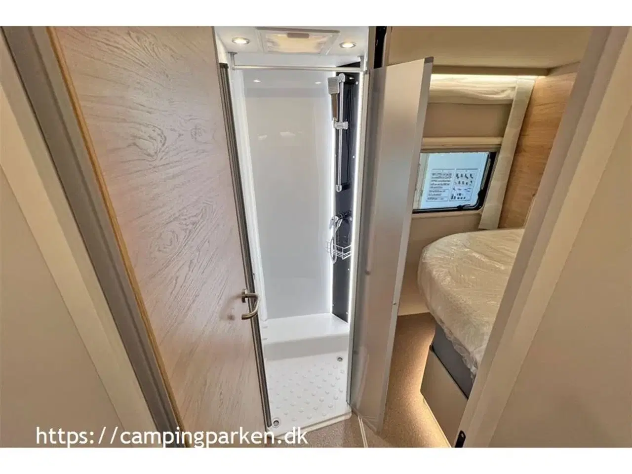 Billede 17 - 2023 - Dethleffs Pulse Classic T 7051 DBL Lækker jubilæumsudgave med meget udstyr, queens bed og Face-to-face-siddegruppe