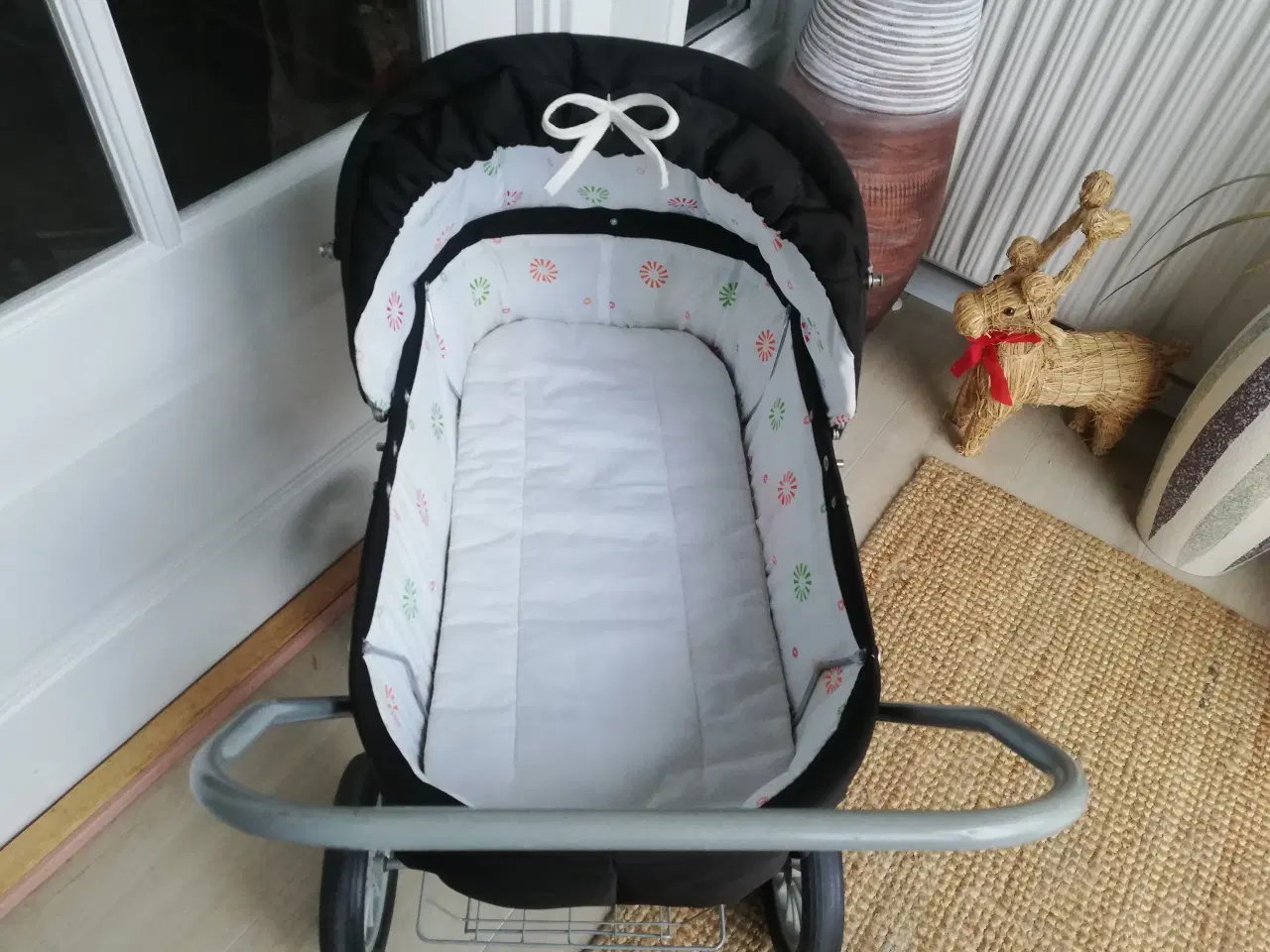 Billede 5 - Dukkevogn Brio sort