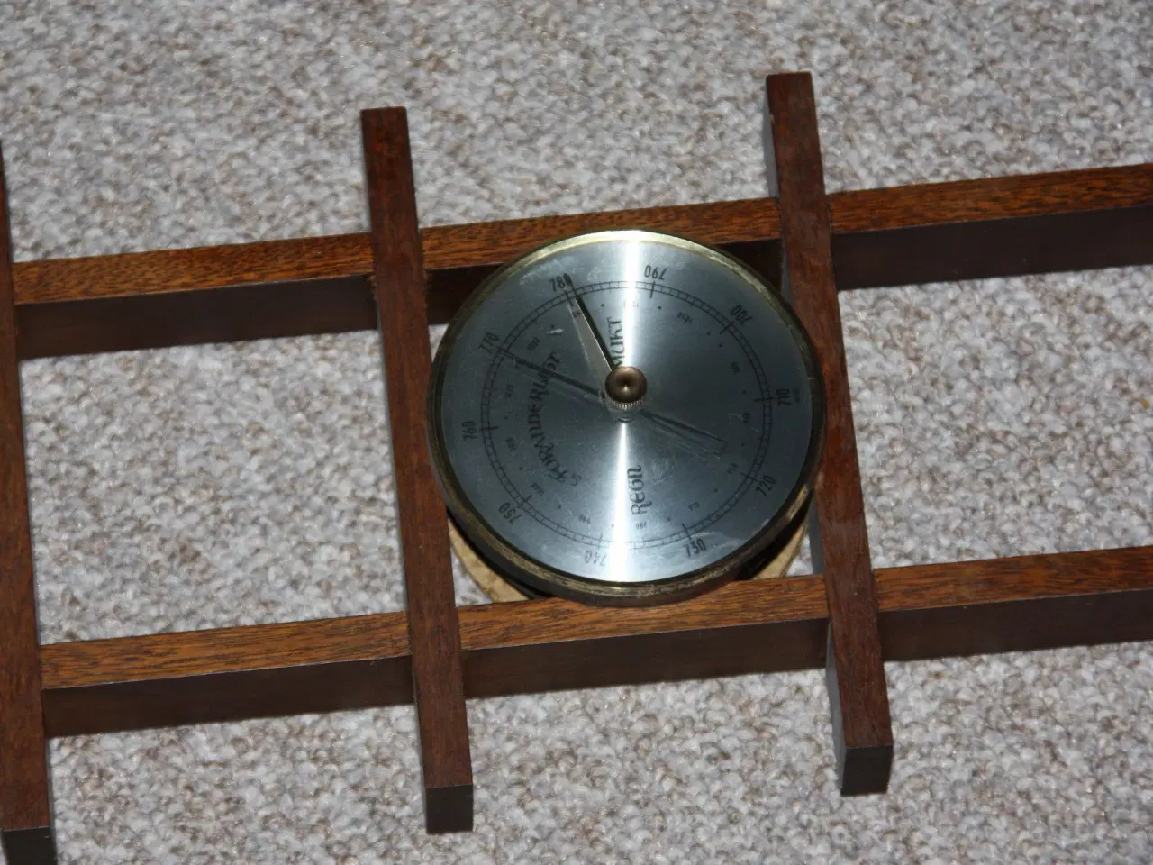 Billede 4 - Retro teak træ Barometer termometer