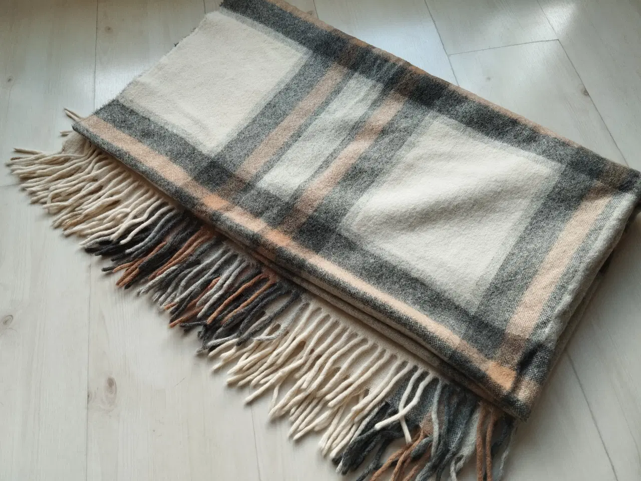 Billede 1 - Plaid. Alpaca uld.