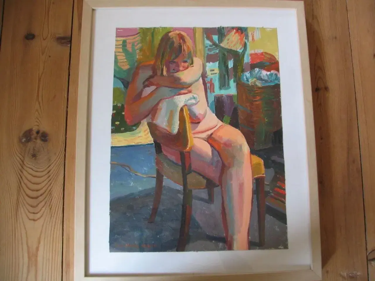 Billede 1 - Girl resting on chair and towel