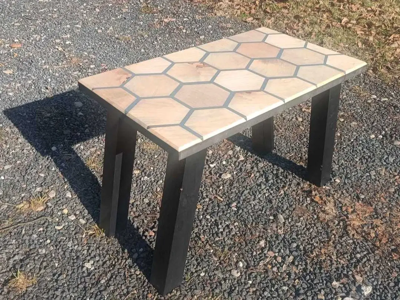 Billede 1 - Nyt sofabord (hexagon) 