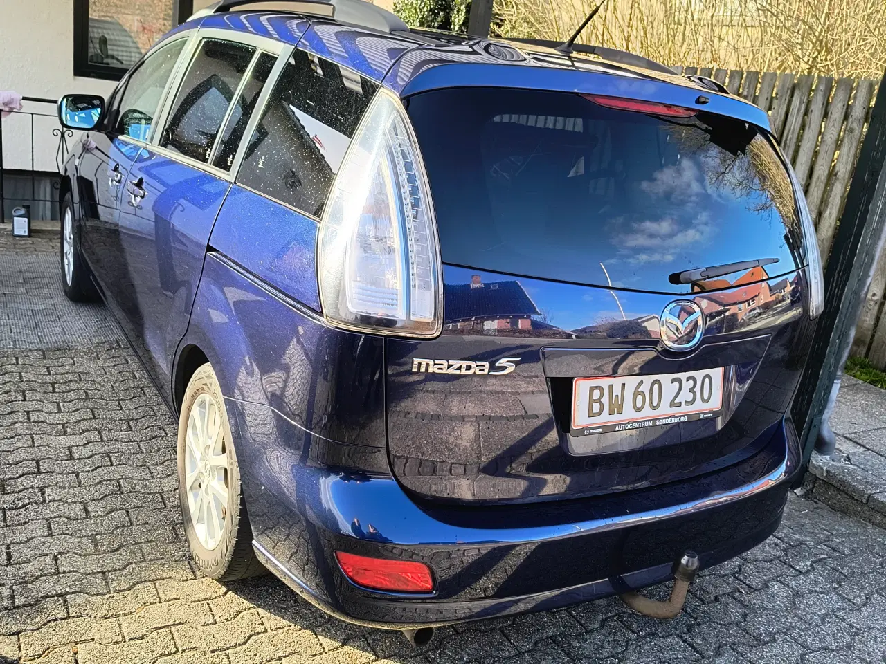 Billede 2 - 🚗 Rummelig og velholdt 7-personers familiebil