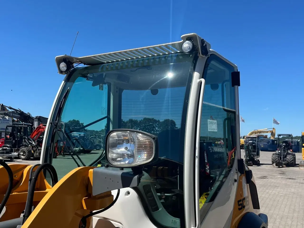Billede 6 - Liebherr l506 4,3tons læsser med skovl og gafler