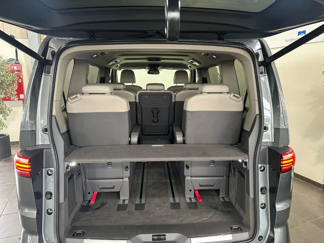 Billede 14 - VW Multivan 1,4 eHybrid Style DSG kort