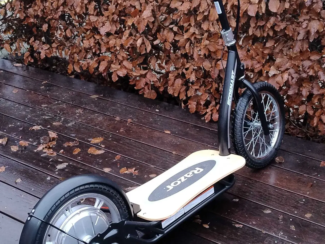 Billede 2 - Razor Ecosmart Sup El-Scooter 350W 20 Km Rækkevidd