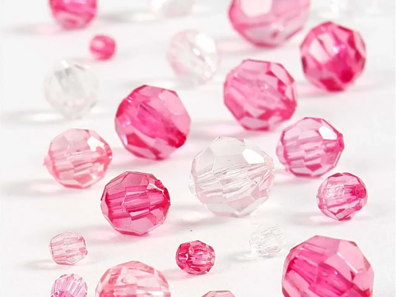 Billede 1 - Facetperler, str. 4-12 mm, hulstr. 1-2,5 mm, pink, 45g/ 1 pk.