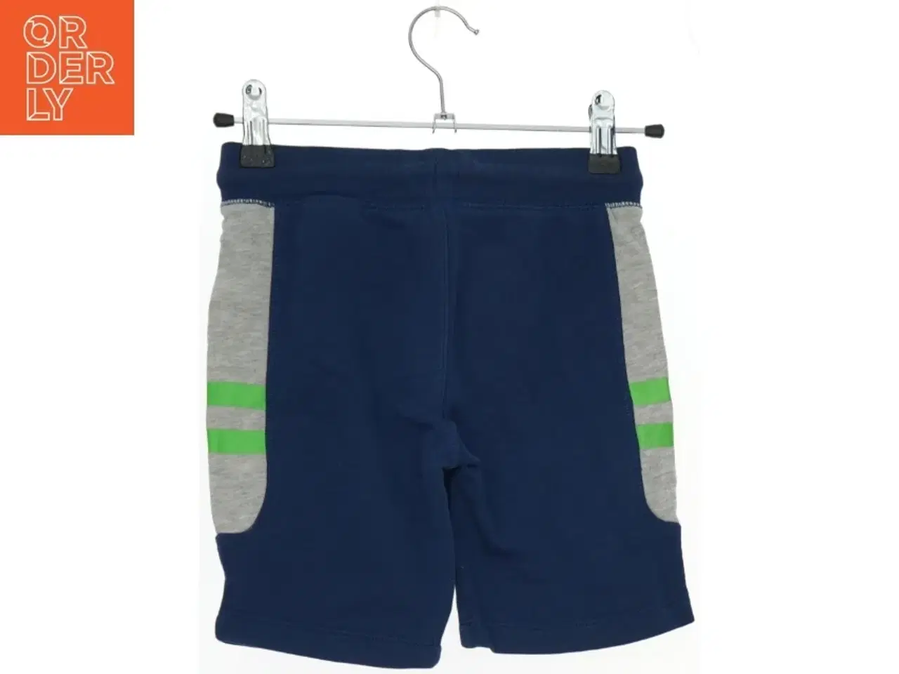 Billede 2 - Børneshorts med farvede detaljer fra H&M (str. 116)