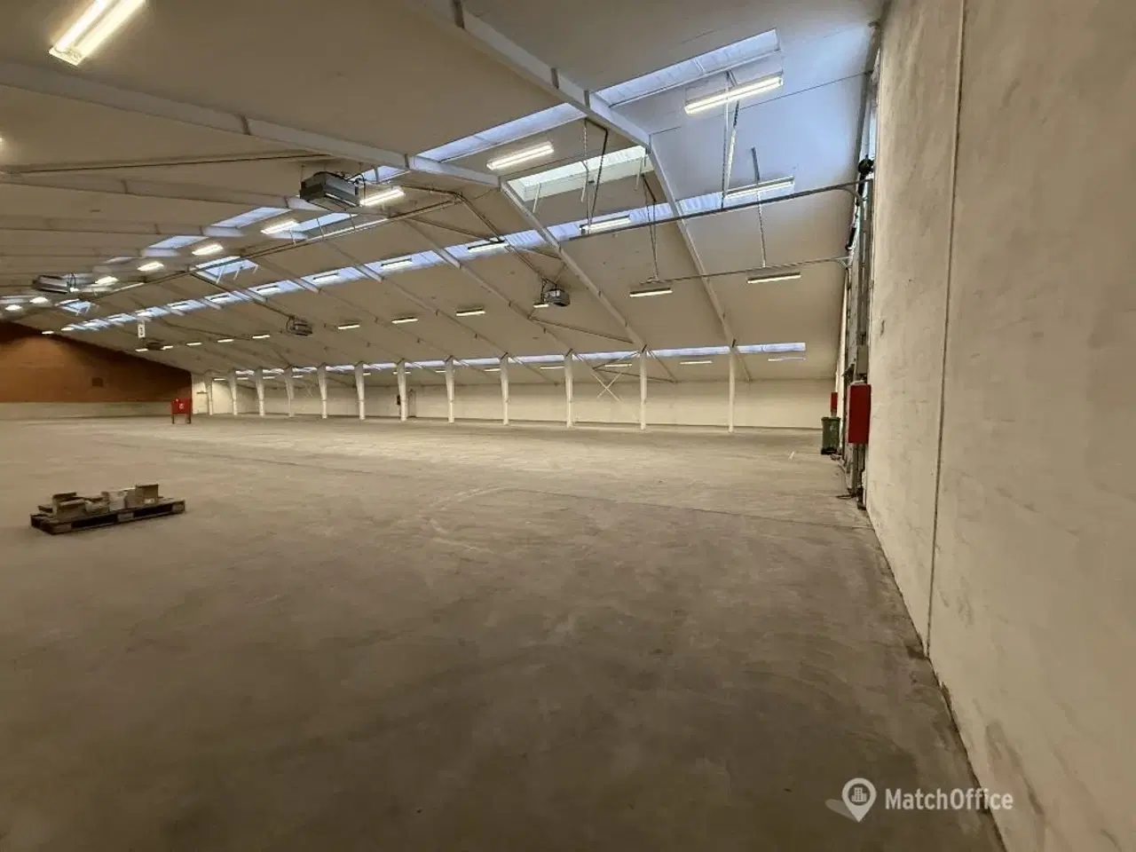 Billede 11 - Lyst lager / produktion med gode adgangsforhold - i alt ca. 1.730 kvm