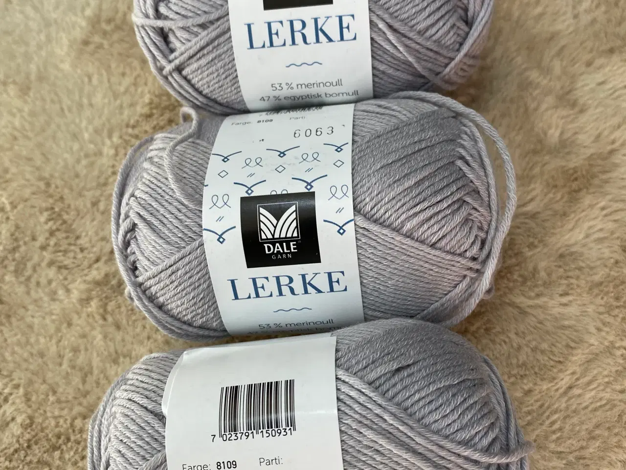 Billede 1 - Lækkert Dale Lerke garn 112 nøgler - 18 farver