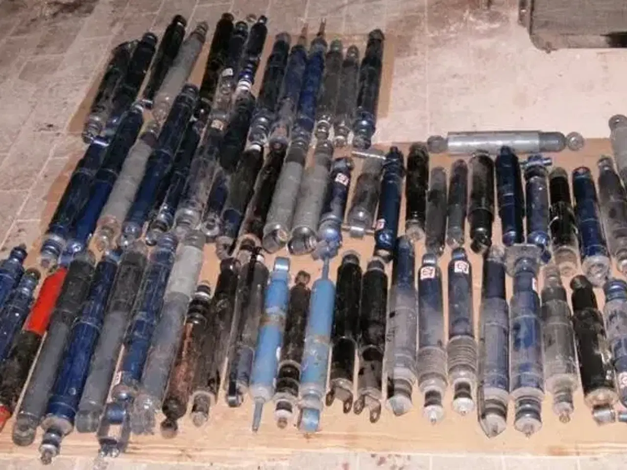 Billede 1 - 60 stk. nye Støddæmper til videresalg.