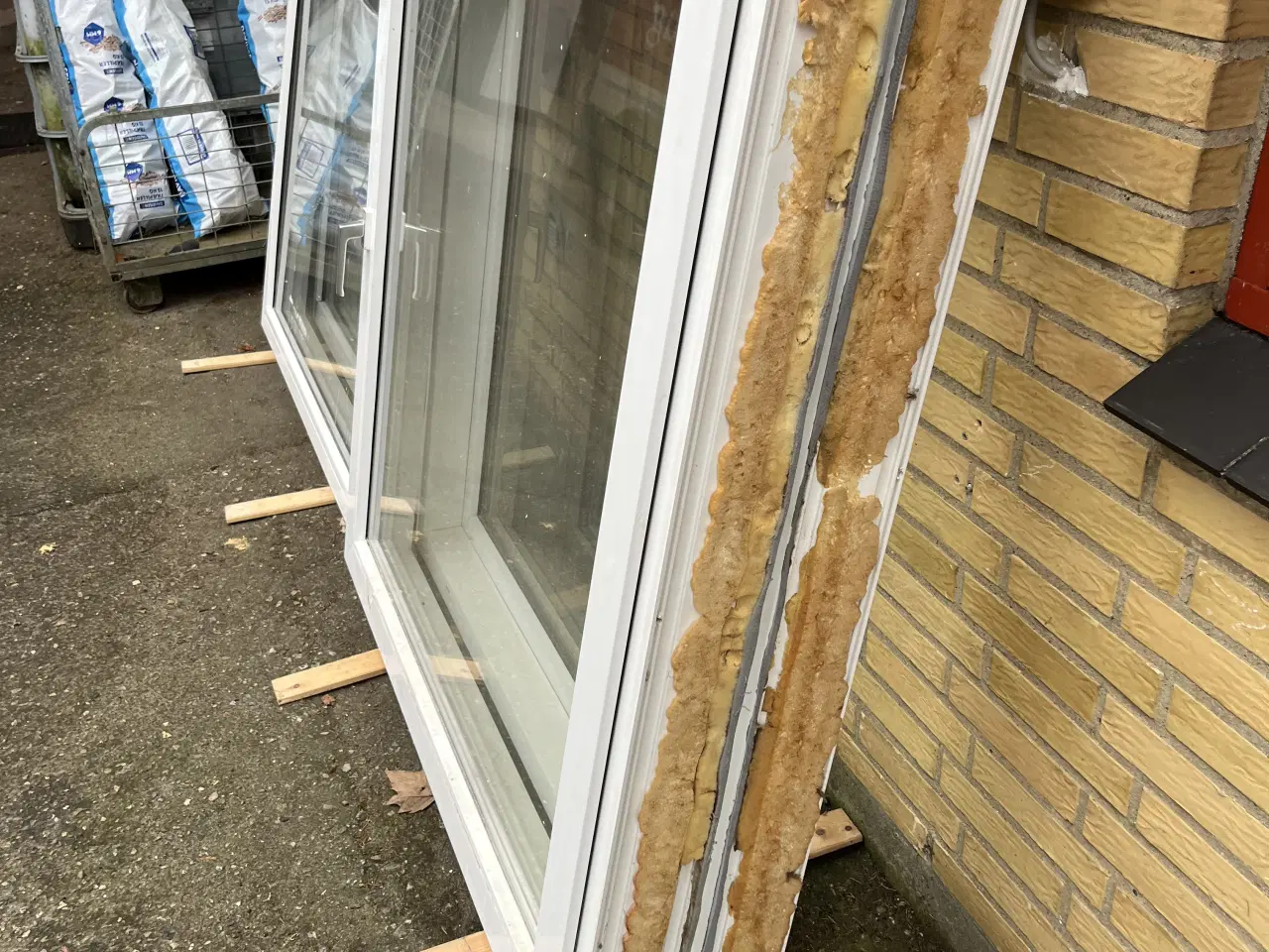 Billede 3 - Velholdte plastikvinduer store