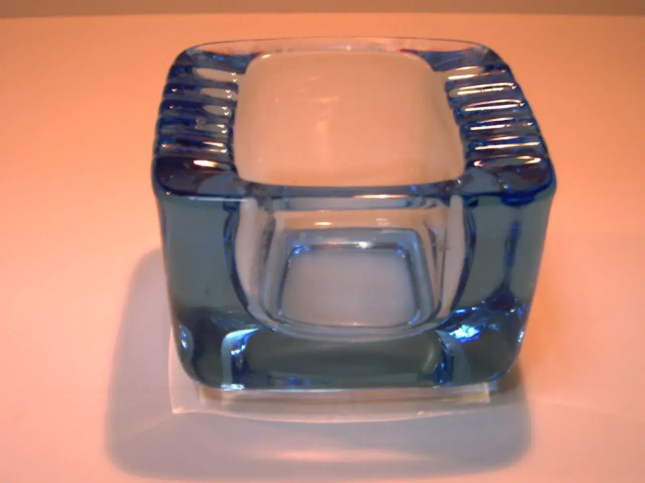 Billede 1 - Gl. Glas askebæger i blå