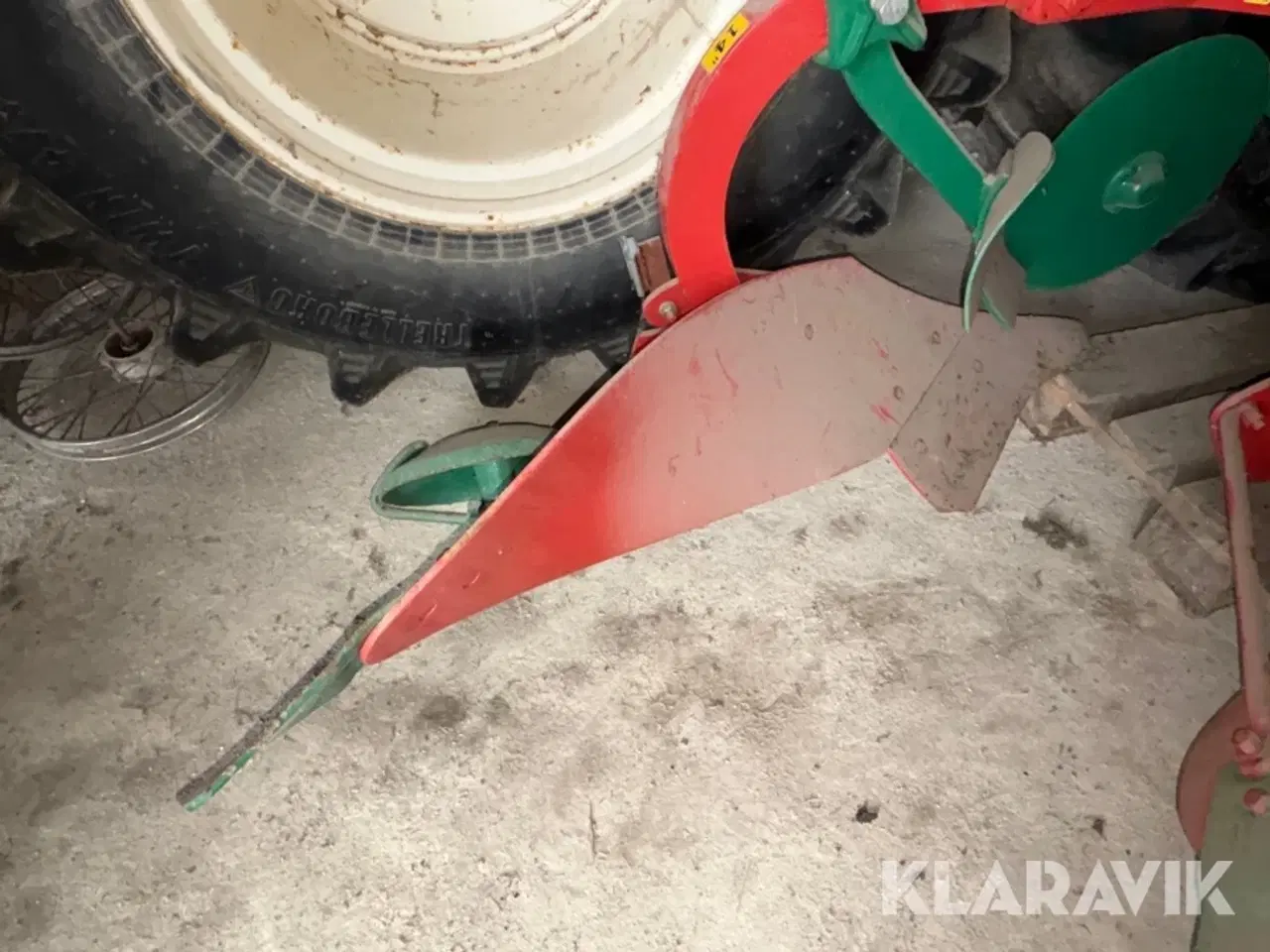 Billede 8 - Veteranplov Kverneland MA 3-furet med rulleskær og forplov