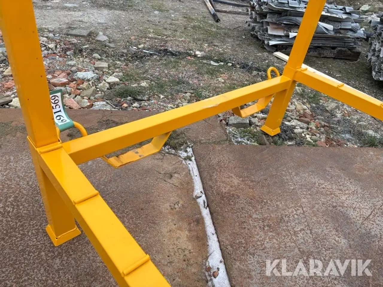 Billede 9 - Stativ til at holde festivals hegn.