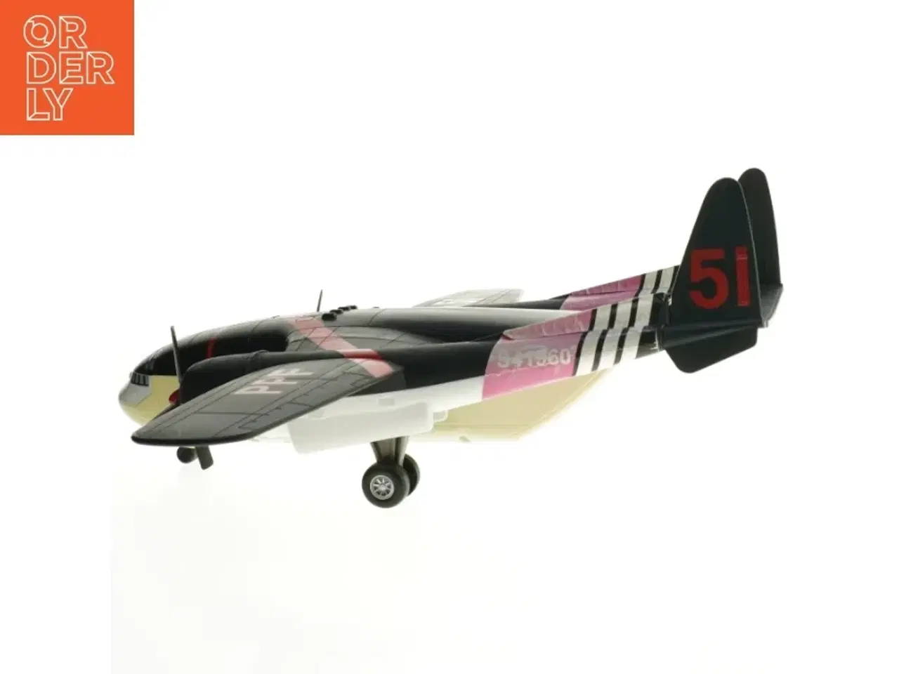 Billede 3 - Stort modelfly fra Planes / Flyvemaskiner (str. 46 x 43 cm)