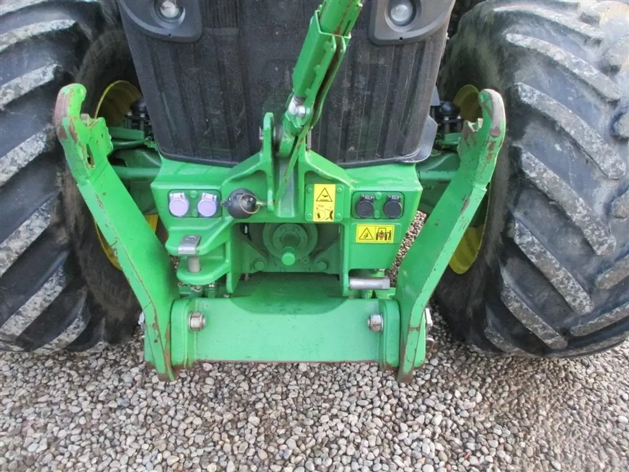 Billede 4 - John Deere 7310R Med frontlift og frontPTO en ejers gård traktor