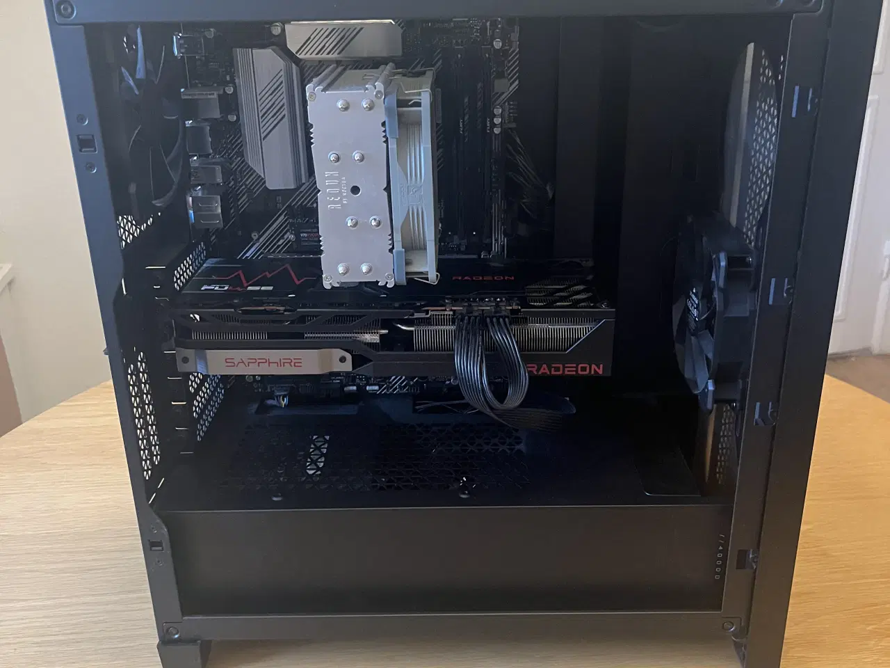 Billede 1 - Kraftfuld Gamer PC