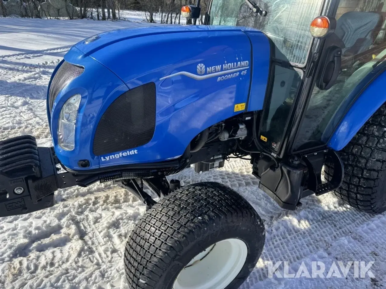 Billede 9 - Traktor New Holland Bommer 45