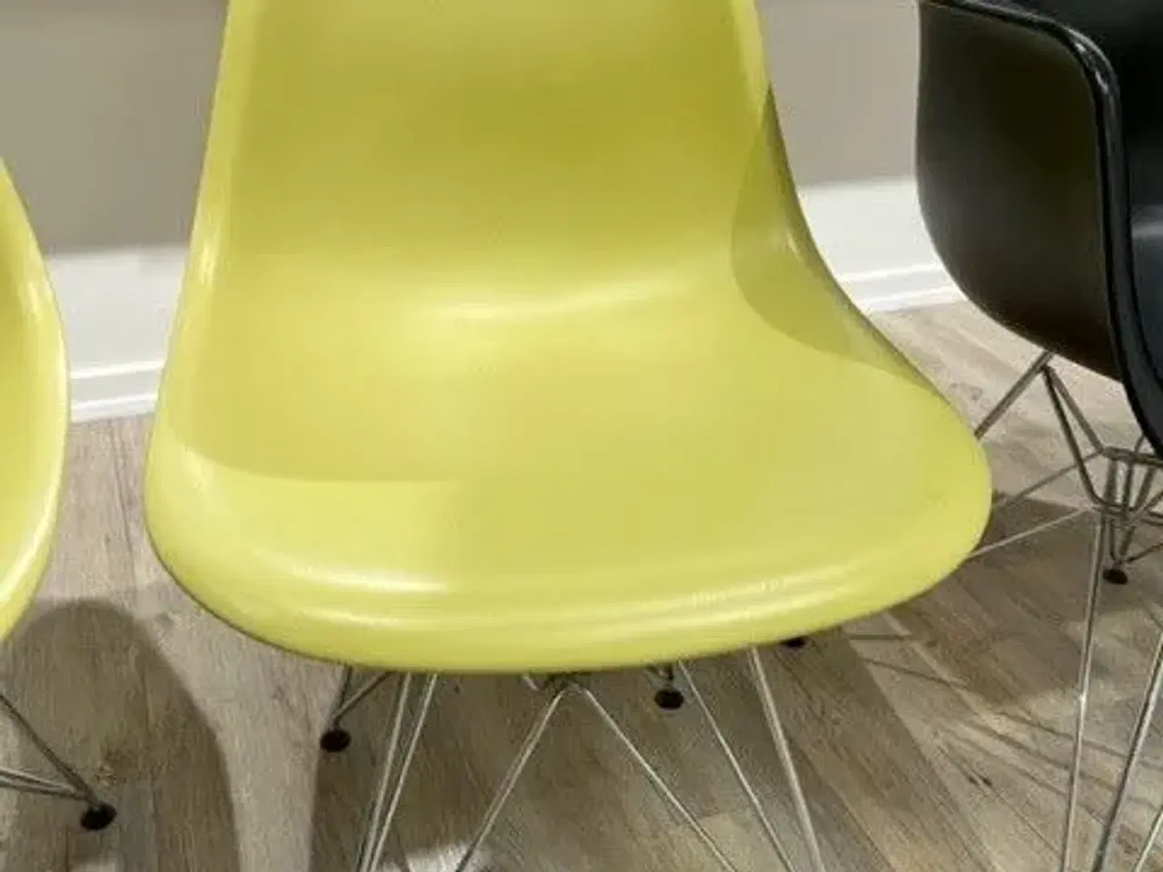 Billede 2 - Eames stole