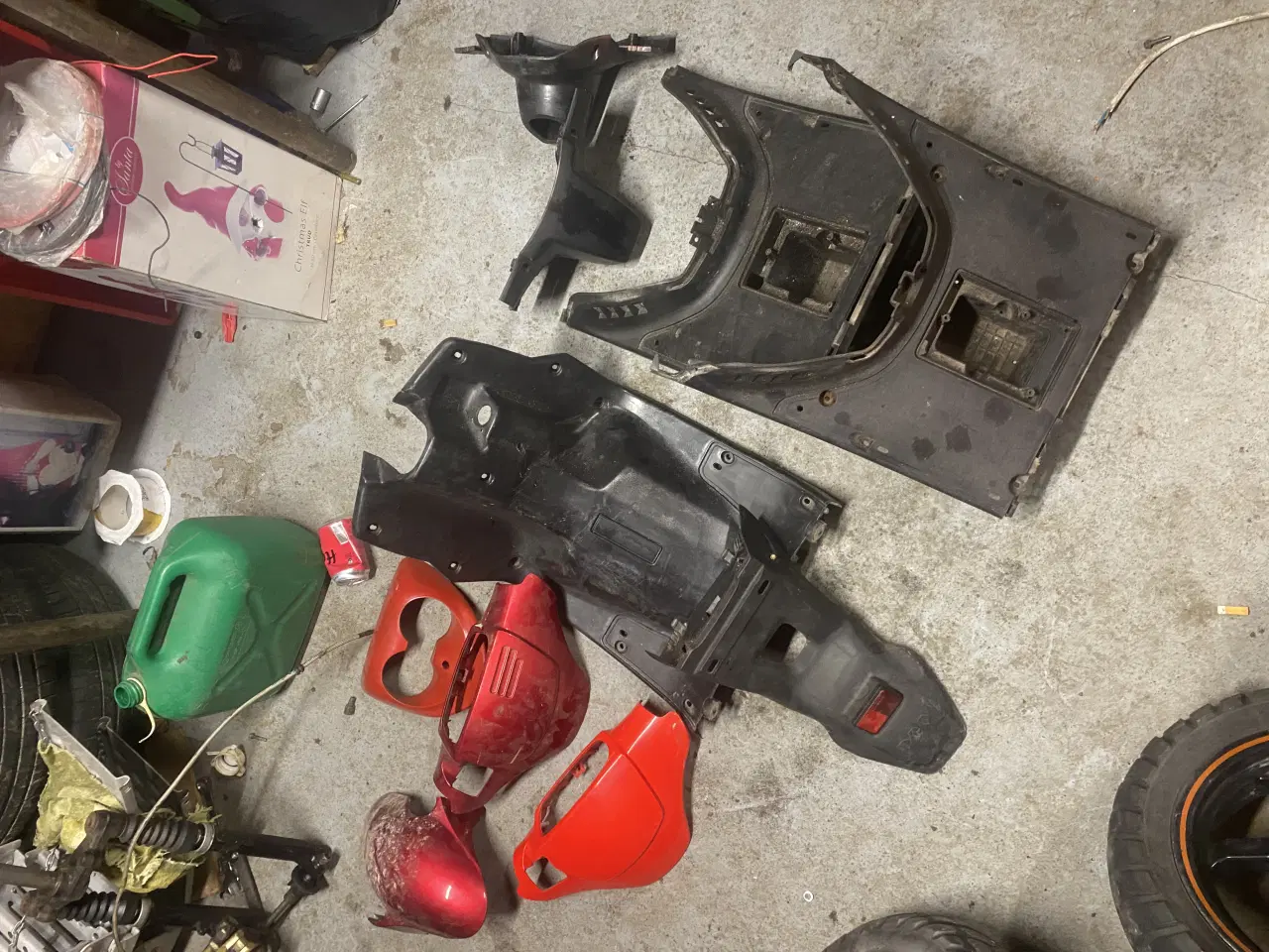 Billede 10 - Sægler en masse scooter dele 