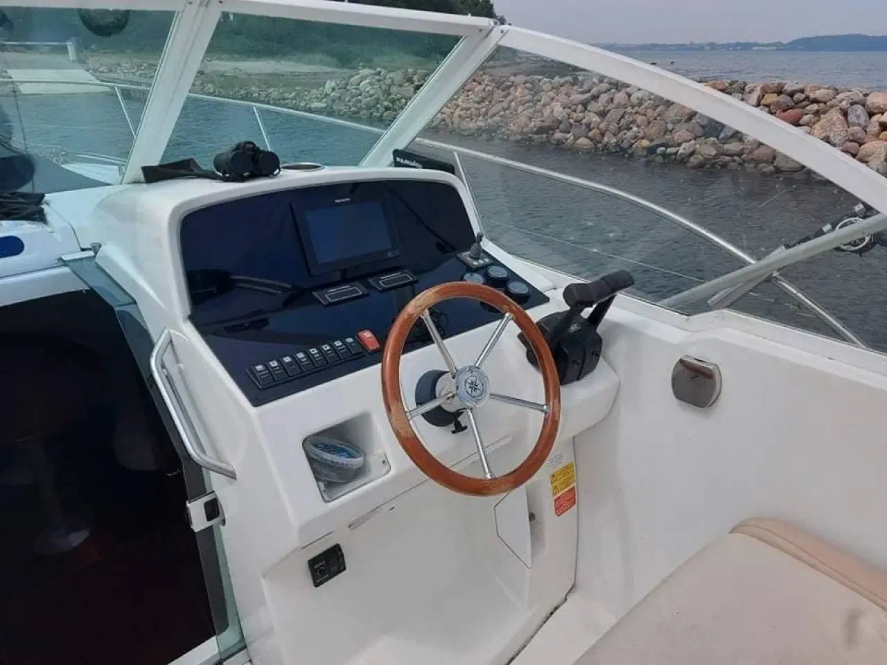 Billede 2 - Beneteau Ombrine 1001 - Twin KAD43 Diesel/Udstyr
