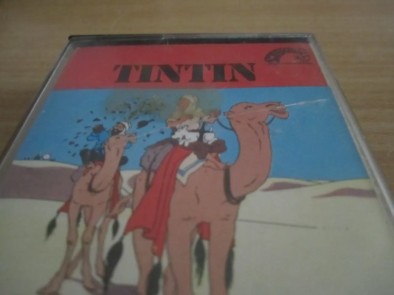 Billede 2 - TINTIN. Kassettebånd. 1975.